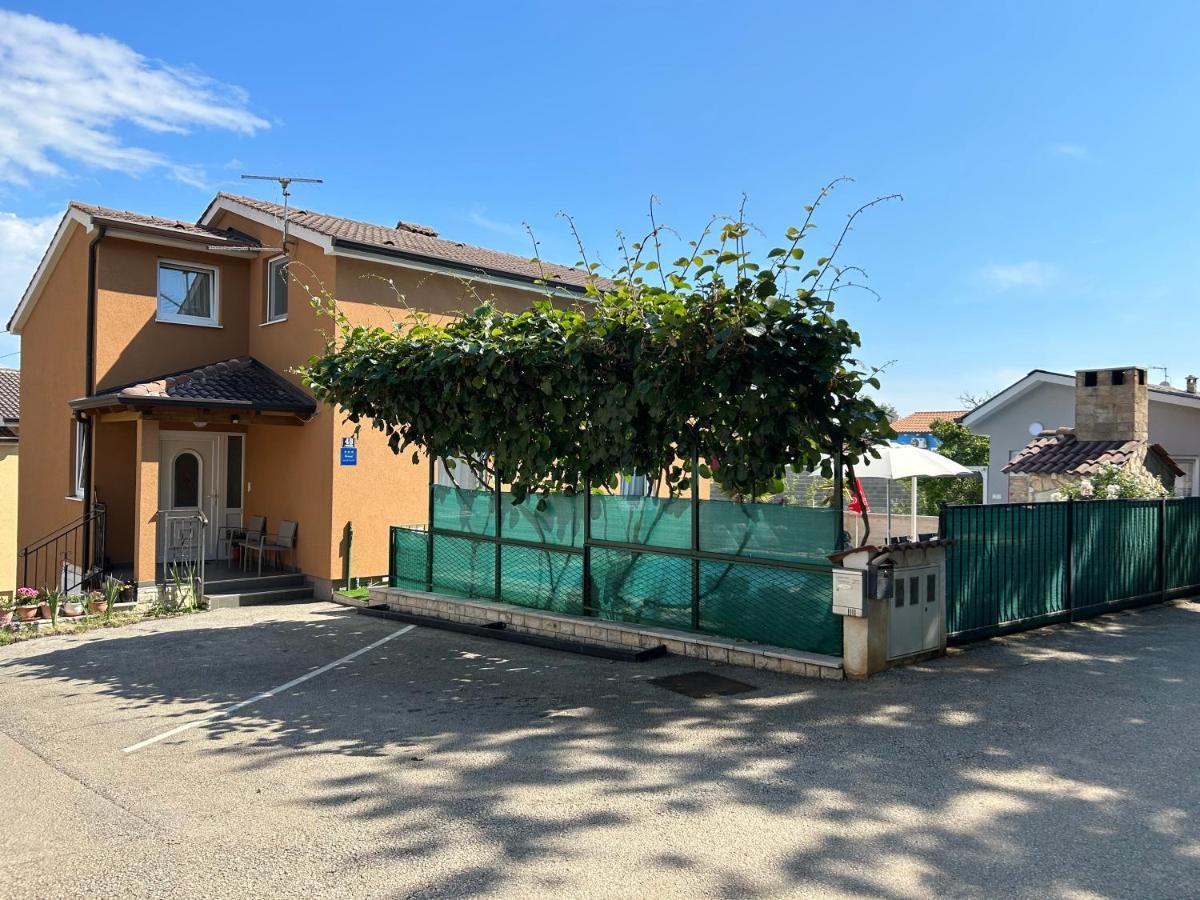 Apartments Pranjic With Pool Nova Vas  Exterior foto